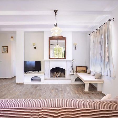 Tem House By All About Paxos ไกออส ภายนอก รูปภาพ