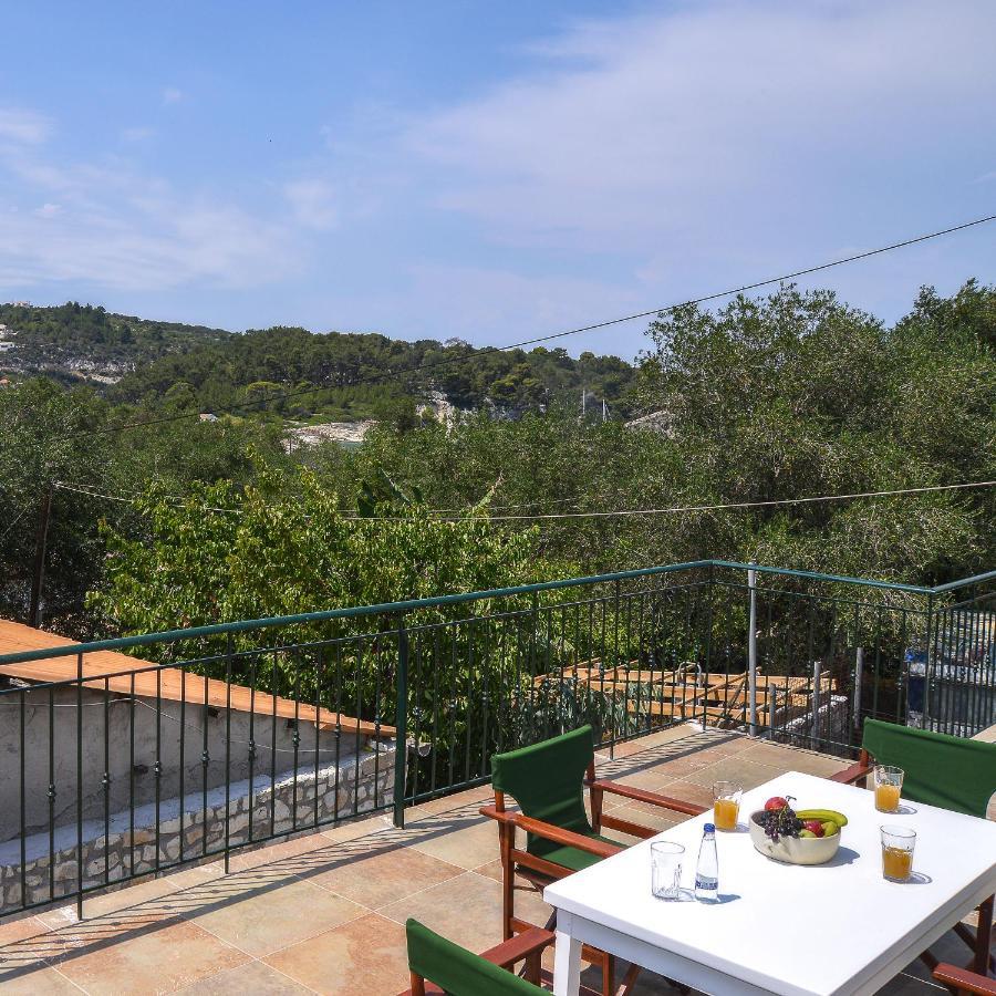 Tem House By All About Paxos ไกออส ภายนอก รูปภาพ