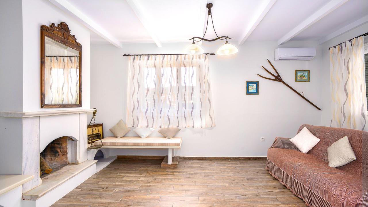 Tem House By All About Paxos ไกออส ภายนอก รูปภาพ